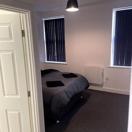 #4Bs 1 Bed Serviced Apartment ダービー エクステリア 写真