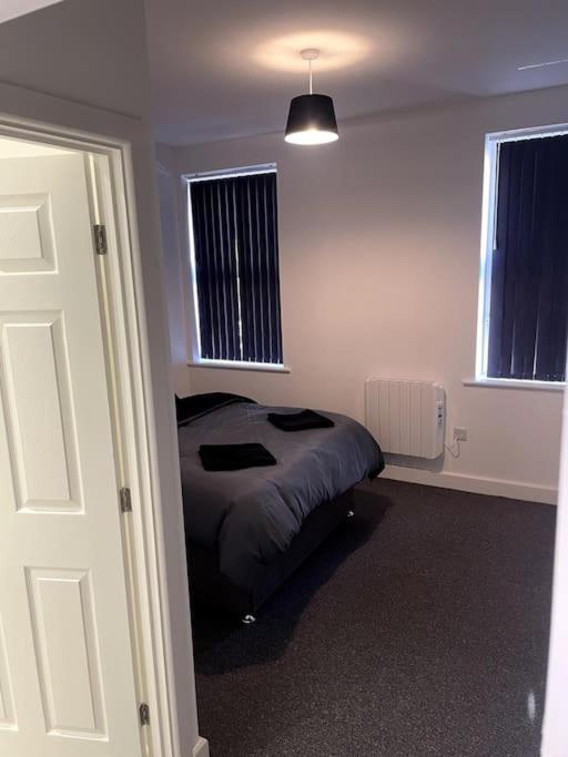 #4Bs 1 Bed Serviced Apartment ダービー エクステリア 写真